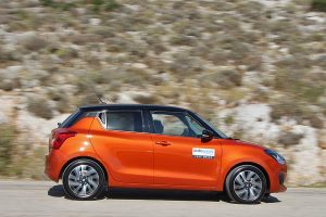Suzuki-Swift-1.2-Hybrid-2020-(12)