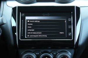 Suzuki-Swift-1.2-Hybrid-2020-(26)