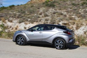 Toyota-C-HR-1.8-Hybrid-2020-(12)