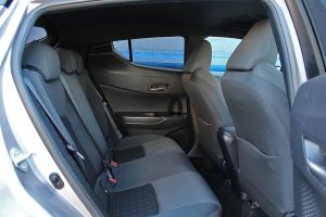 Toyota-C-HR-1.8-Hybrid-2020-(17)