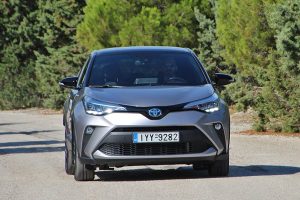 Toyota-C-HR-1.8-Hybrid-2020-(2)