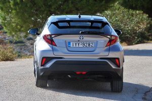 Toyota-C-HR-1.8-Hybrid-2020-(9)