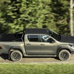 Toyota-Hilux-2020-(8)