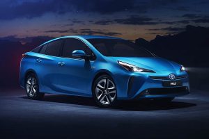 Toyota-Prius-(1)