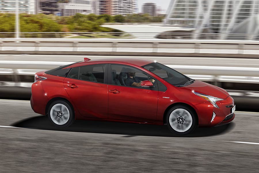 https://autogreeknews.gr/wp-content/uploads/2020/10/Toyota-Prius-8.jpg