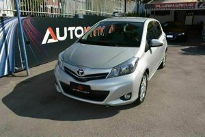 Toyota-Yaris-1.4-D-4D-2012-(1)