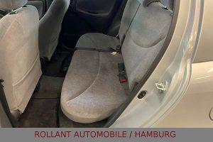 Toyota-Yaris-1999-(6)