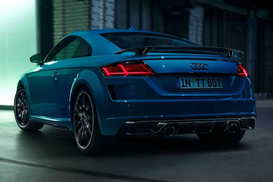 https://autogreeknews.gr/wp-content/uploads/2020/10/audi-tt-s-line-competition-plus.jpg