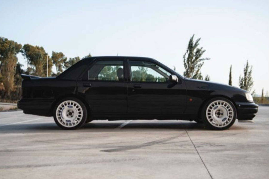 https://autogreeknews.gr/wp-content/uploads/2020/10/ford-sierra-rs-cosworth-4x4-2.jpg