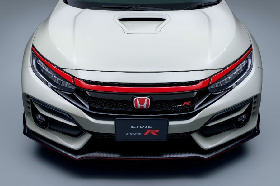 https://autogreeknews.gr/wp-content/uploads/2020/10/honda-civic-type-r-accessories-6.jpg