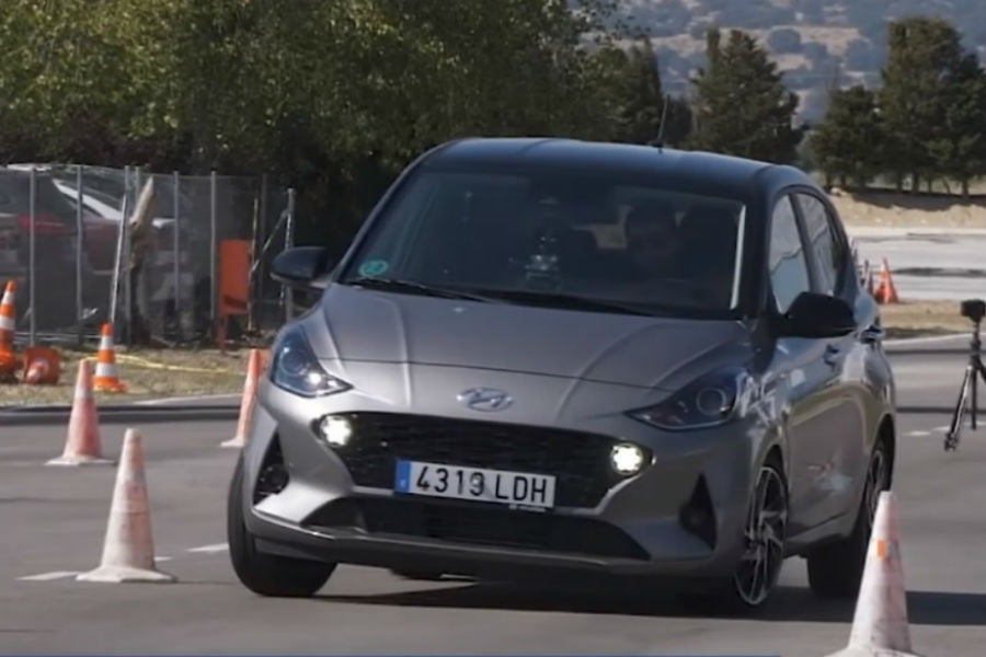 https://autogreeknews.gr/wp-content/uploads/2020/10/hyundai-i10-moose-test.jpg