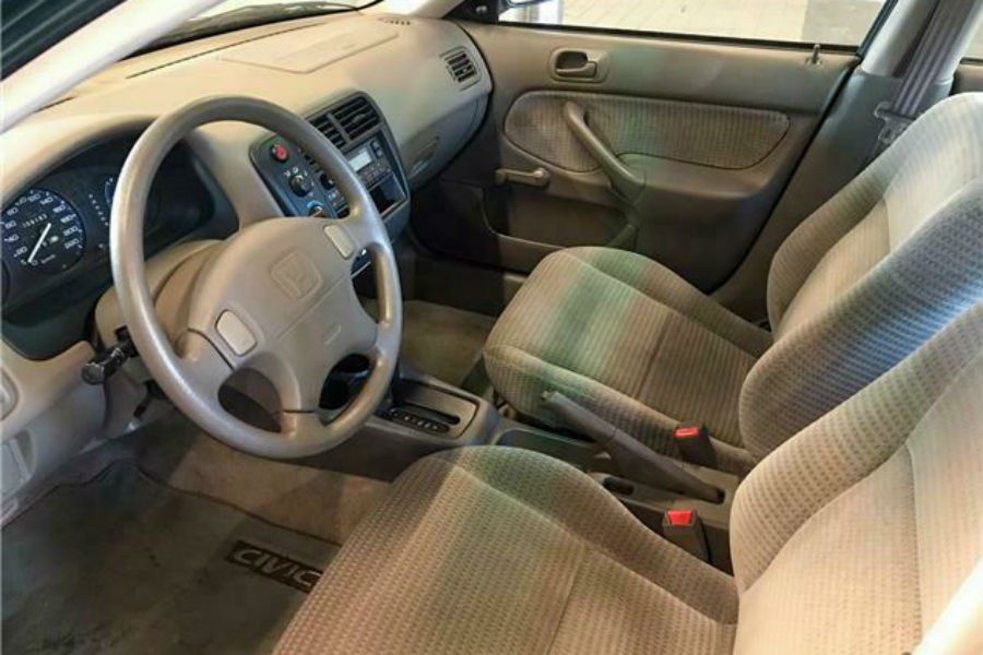 https://autogreeknews.gr/wp-content/uploads/2020/11/2000-honda-civic-for-sale-6.jpg