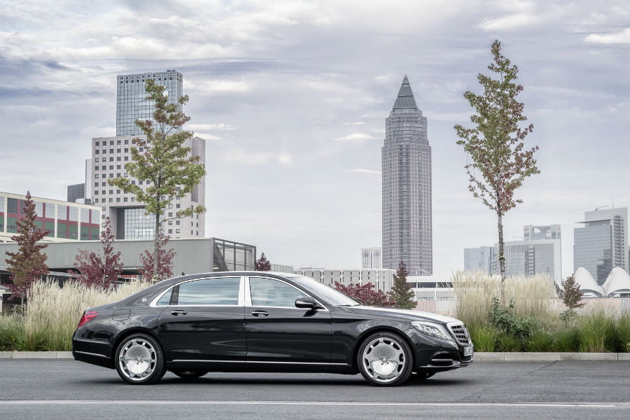 https://autogreeknews.gr/wp-content/uploads/2020/11/2014-mercedes-maybach-s600.jpg