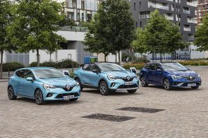 2020—E-TECH-range-tests-drive-(1)