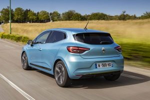 2020—Renault-CLIO-E-TECH-tests-drive-(1)