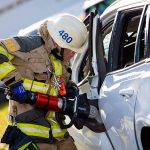 274401_Volvo_Cars_drops_new_cars_from_30_metres_to_help_rescue_services_save
