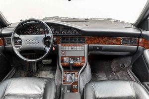 Audi-V8-1990-(10)