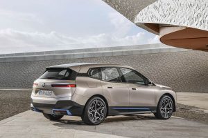 BMW-iX-2020-(8)