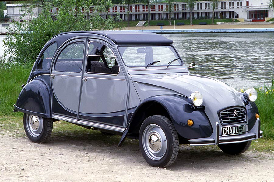https://autogreeknews.gr/wp-content/uploads/2020/11/CITROEN_2CV_CHARLESTON-1.jpg