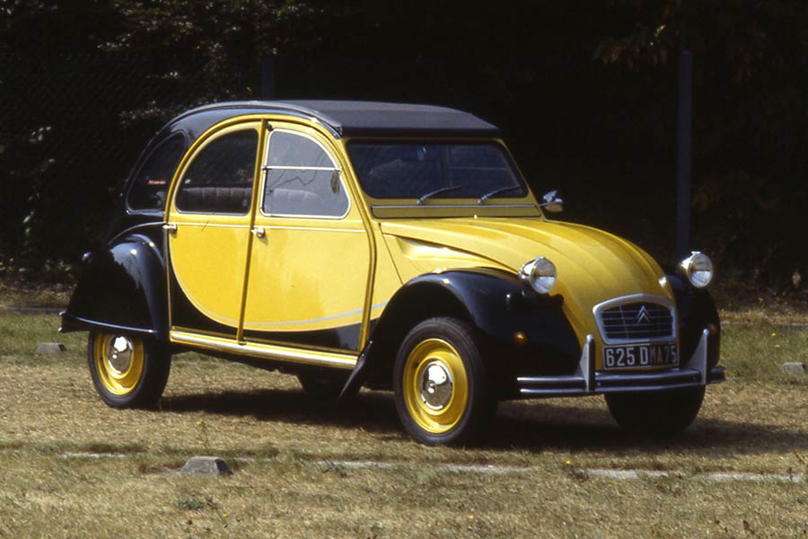https://autogreeknews.gr/wp-content/uploads/2020/11/CITROEN_2CV_CHARLESTON-8.jpg