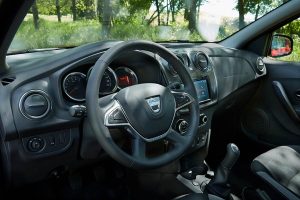 Dacia-SANDERO-STEPWAY-ECO-G-LPG-(2)