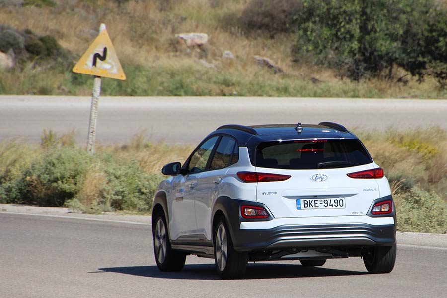 https://autogreeknews.gr/wp-content/uploads/2020/11/Hyundai-Kona-Electric-204-PS-50.jpg
