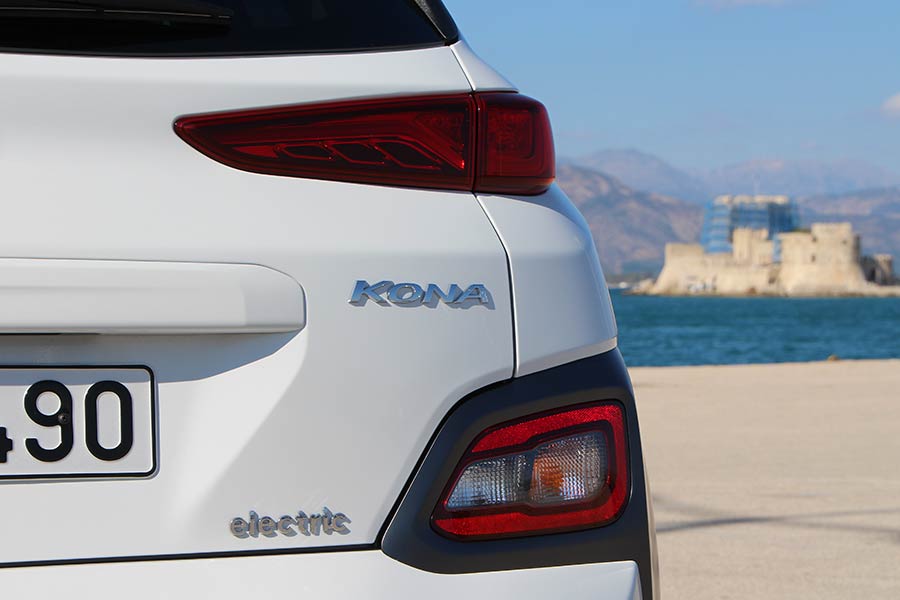 https://autogreeknews.gr/wp-content/uploads/2020/11/Hyundai-Kona-Electric-204-PS-7.jpg