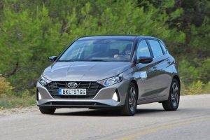 Hyundai-i20-1.2-2020-(13)
