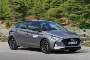 Hyundai-i20-1.2-2020-(24)