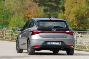 Hyundai-i20-1.2-2020-(26)