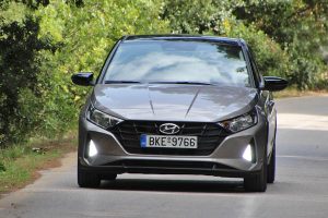 Hyundai-i20-1.2-2020-(3)