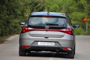 Hyundai-i20-1.2-2020-(4)