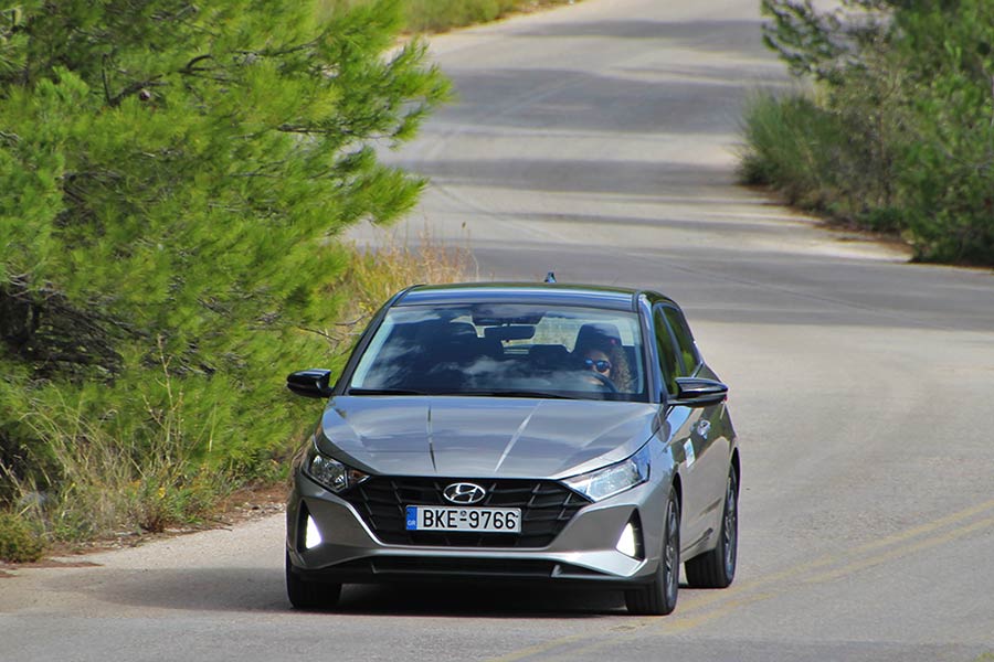 https://autogreeknews.gr/wp-content/uploads/2020/11/Hyundai-i20-1.2-2020-7.jpg
