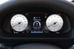 Hyundai i20 1.2 interior 2020 (16)