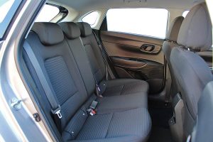 Hyundai i20 1.2 interior 2020 (22)