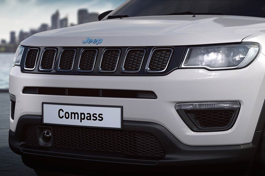 https://autogreeknews.gr/wp-content/uploads/2020/11/Jeep-Compass-1.3-Sport-4.jpg