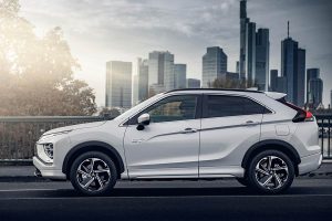 Mitsubishi_Eclipse_Cross_Plug-in_Hybrid-(8)