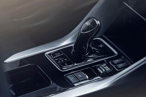 Mitsubishi_Eclipse_Cross_Plug-in_Hybrid-(9)