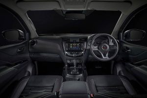 Nissan-Navara-2020-(11)