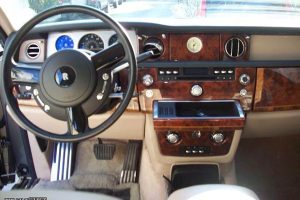 Rolls-Royce-Phantom-2006-(3)