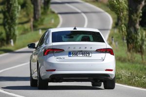 Skoda-Octavia-iV-(2)