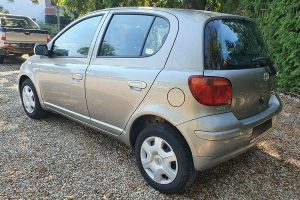 Toyota-Yaris-1.3-2003-(5)
