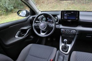 Toyota-Yaris-1.5-2020-(13)