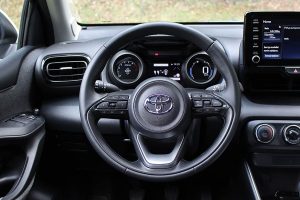 Toyota-Yaris-1.5-2020-(15)