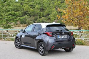 Toyota-Yaris-1.5-2020-(27)