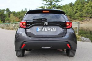 Toyota-Yaris-1.5-2020-(28)