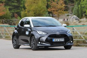 Toyota-Yaris-1.5-2020-(35)