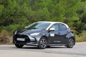 Toyota-Yaris-1.5-2020-(39)