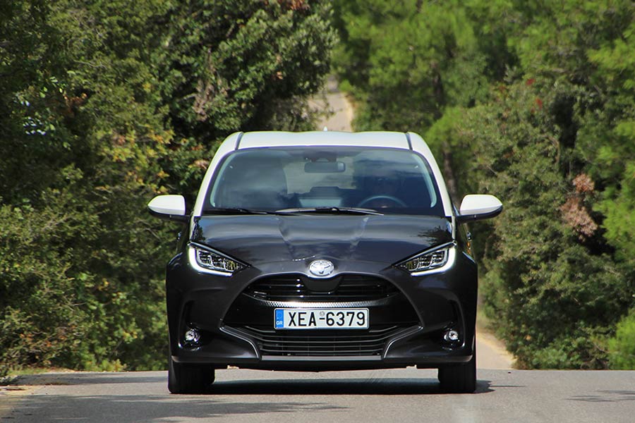 https://autogreeknews.gr/wp-content/uploads/2020/11/Toyota-Yaris-1.5-2020-4.jpg