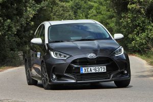 Toyota-Yaris-1.5-2020-(7)